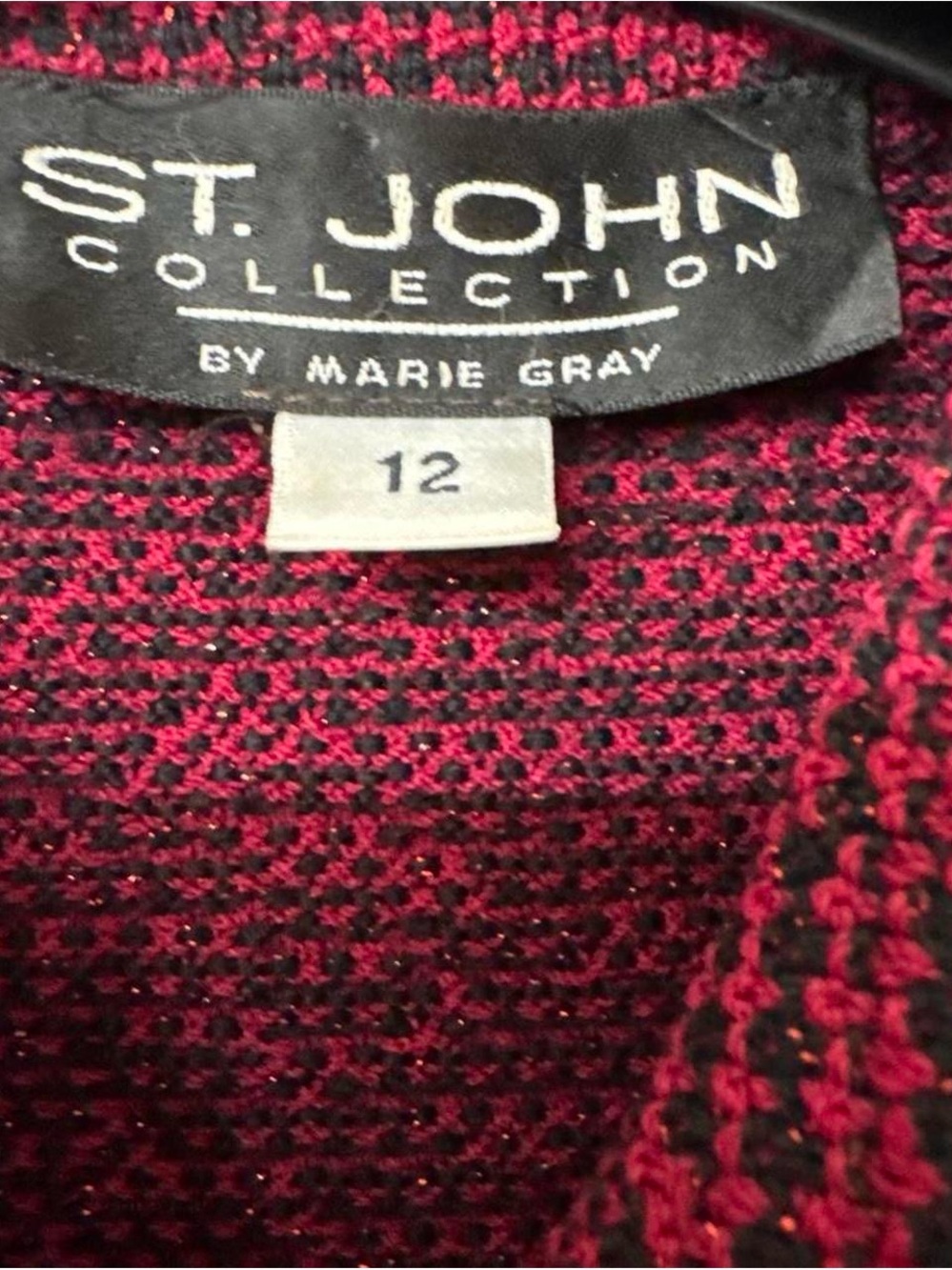 St. John Raspberry-Red Tweed Collar Jacket - Picture 4 of 7